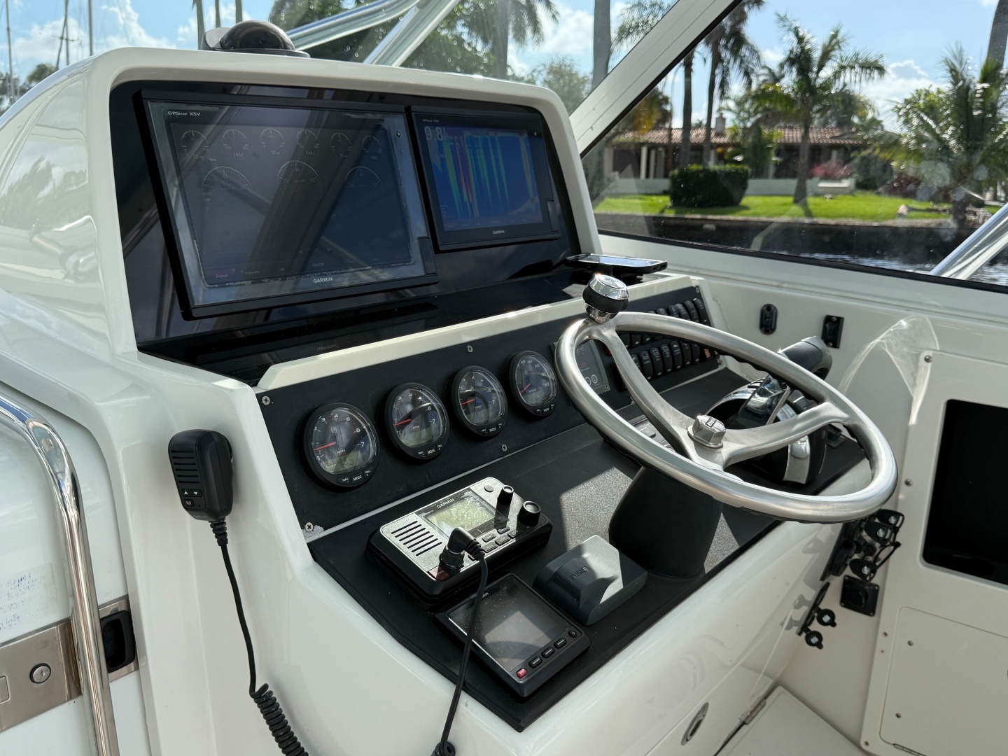 39ft Jupiter Yacht For Sale