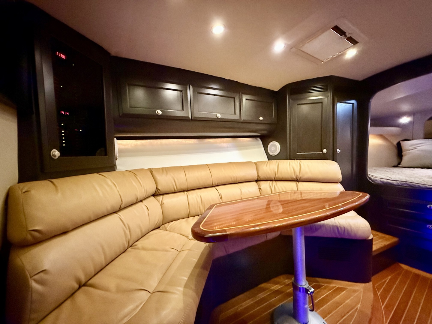 39ft Jupiter Yacht For Sale