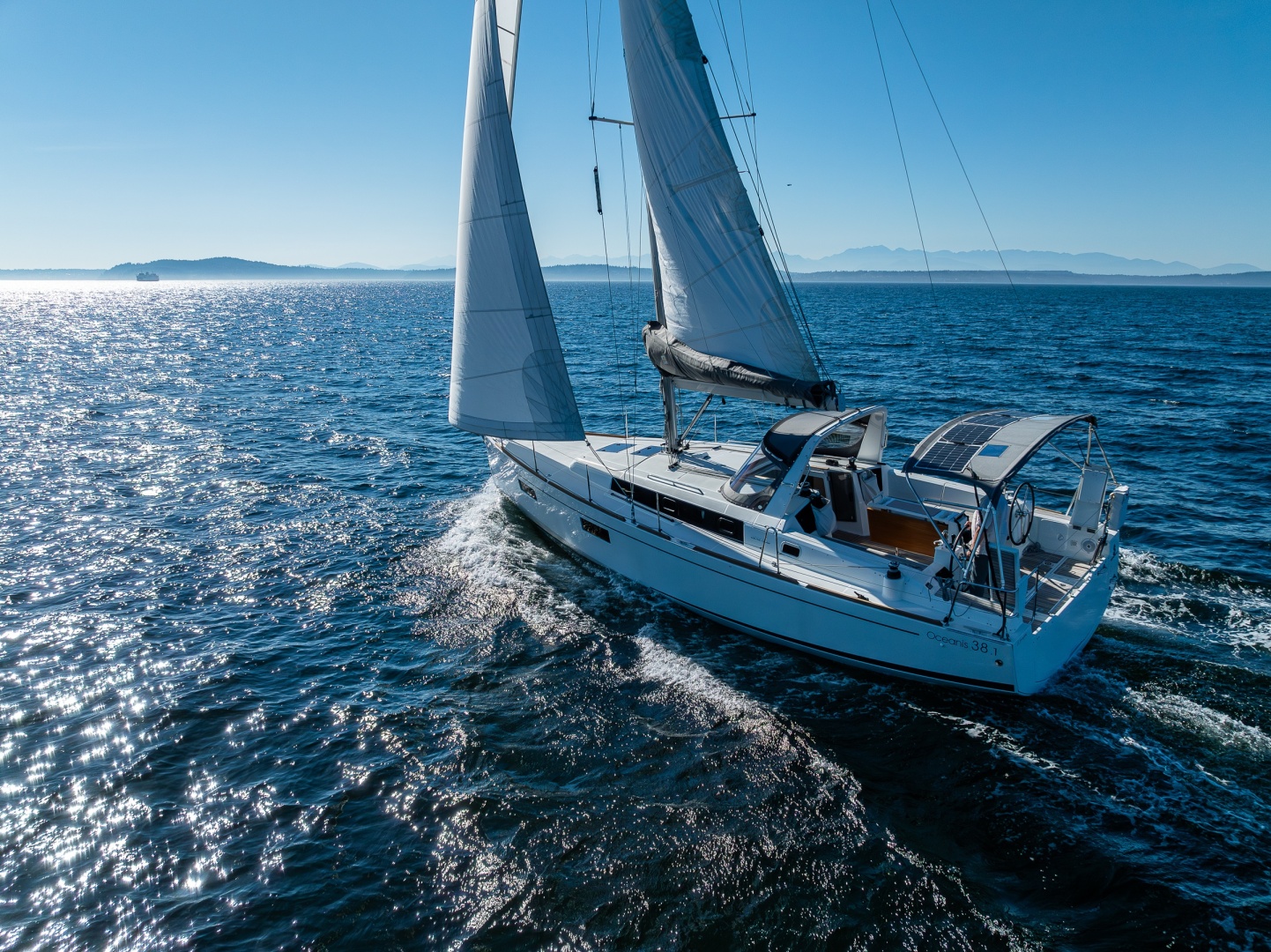 2021 Beneteau Oceanis 38.1