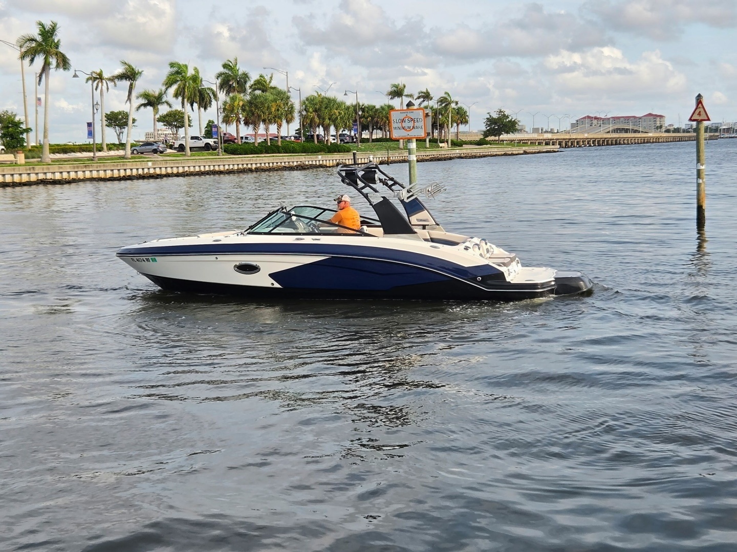 24ft Chaparral Yacht For Sale
