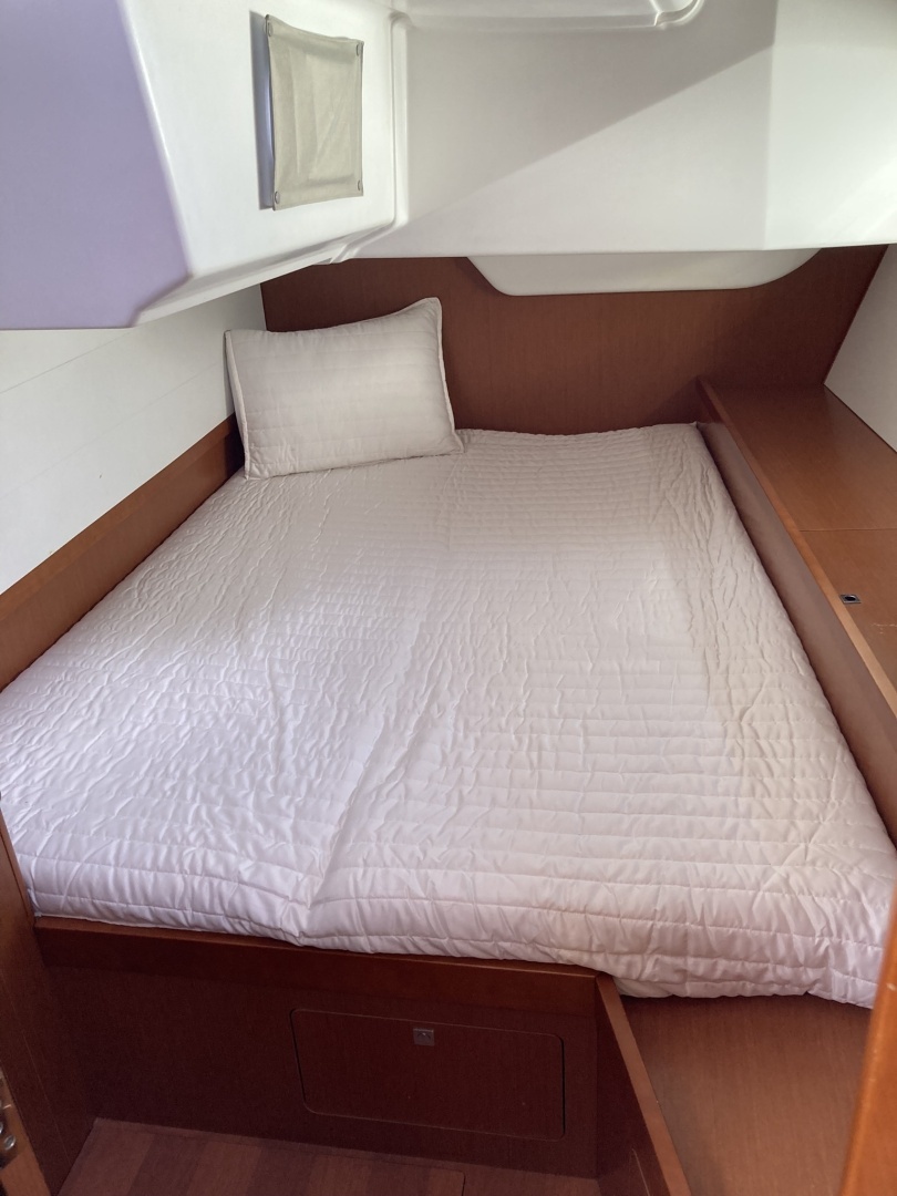 Beneteau Oceanis 48 Yacht For Sale