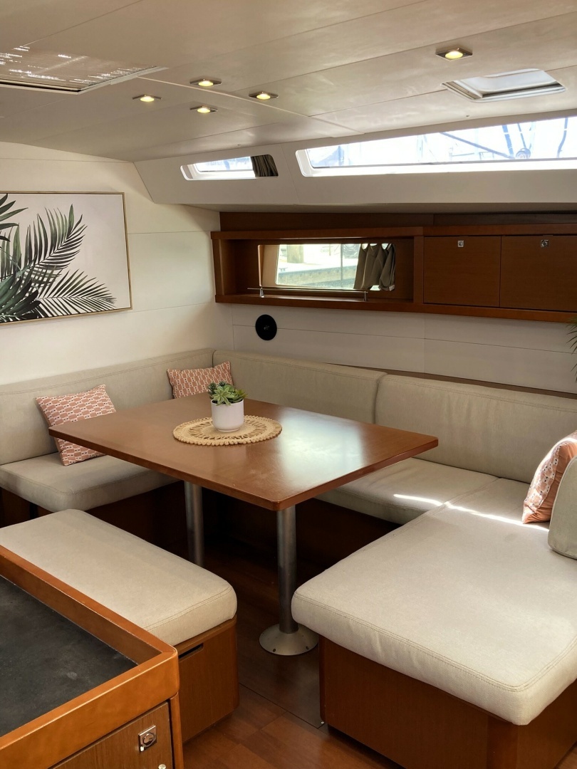 Beneteau Oceanis 48 Yacht For Sale