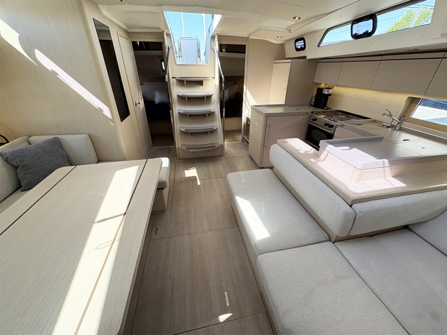 2020 Beneteau Oceanis 51.1
