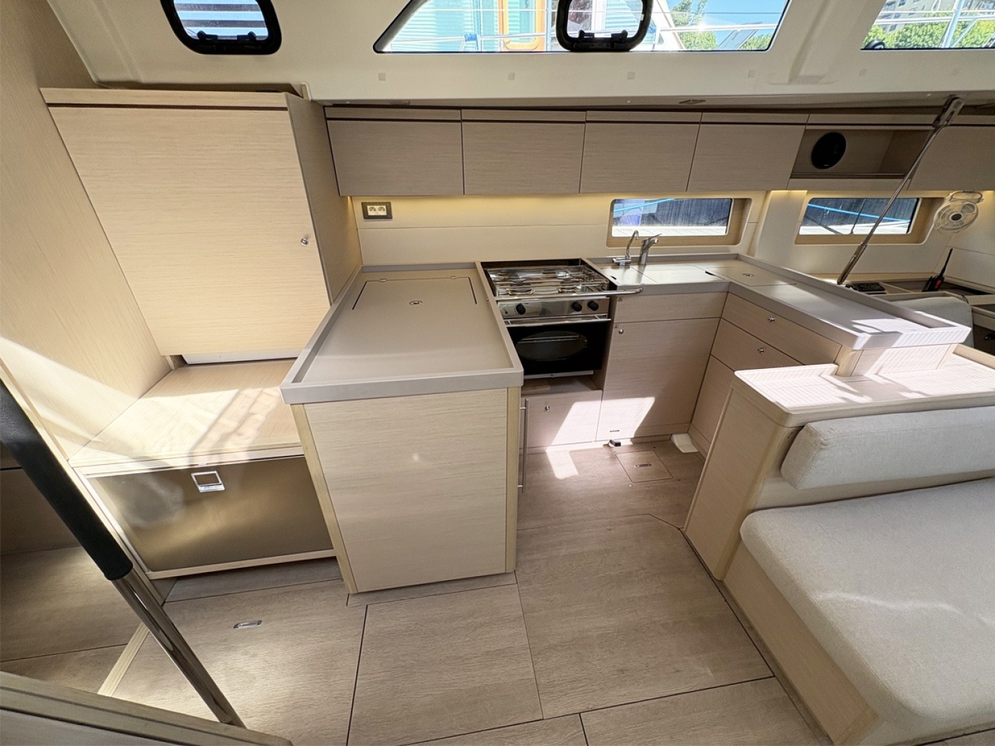 2020 Beneteau Oceanis 51.1