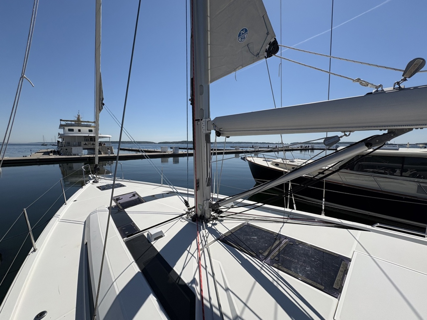 AVANT 51ft Beneteau Yacht For Sale AVANT 51ft Beneteau Yacht For Sale