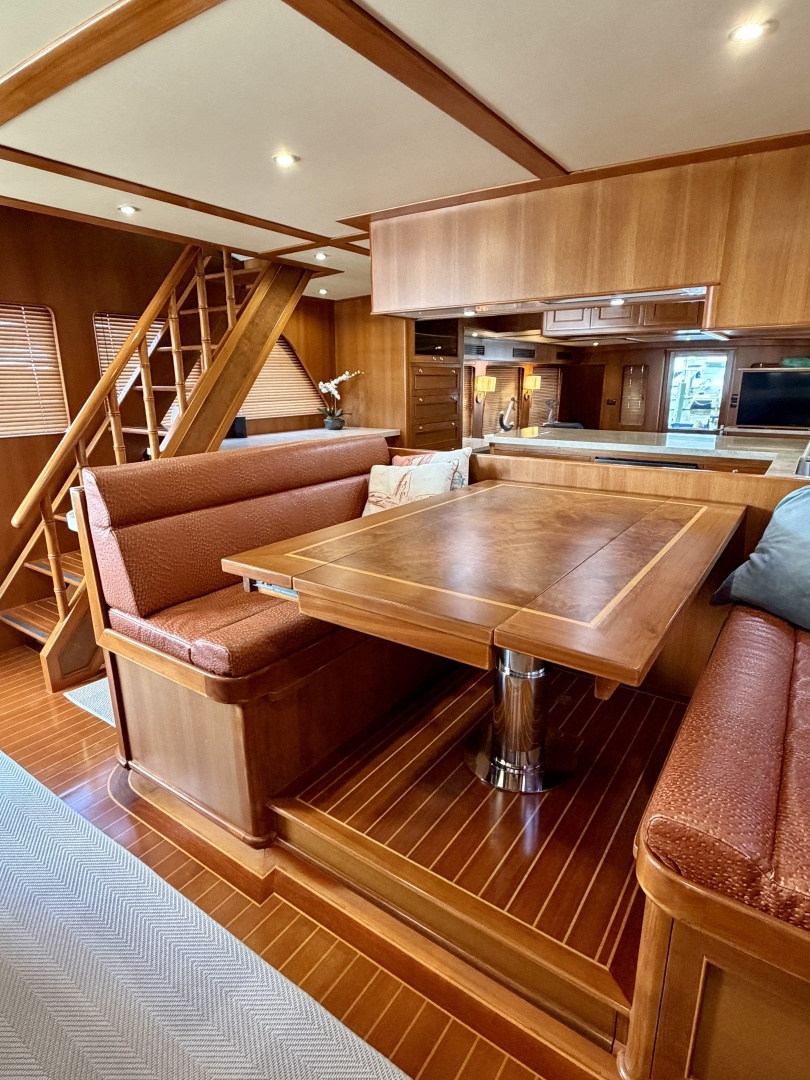 Alaskan 70 Motor Yacht Yacht For Sale
