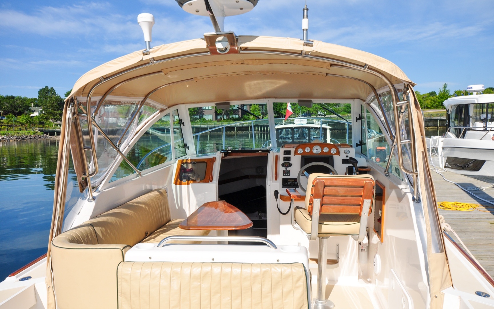 Hunt Surfhunter 29 - Judith Ann