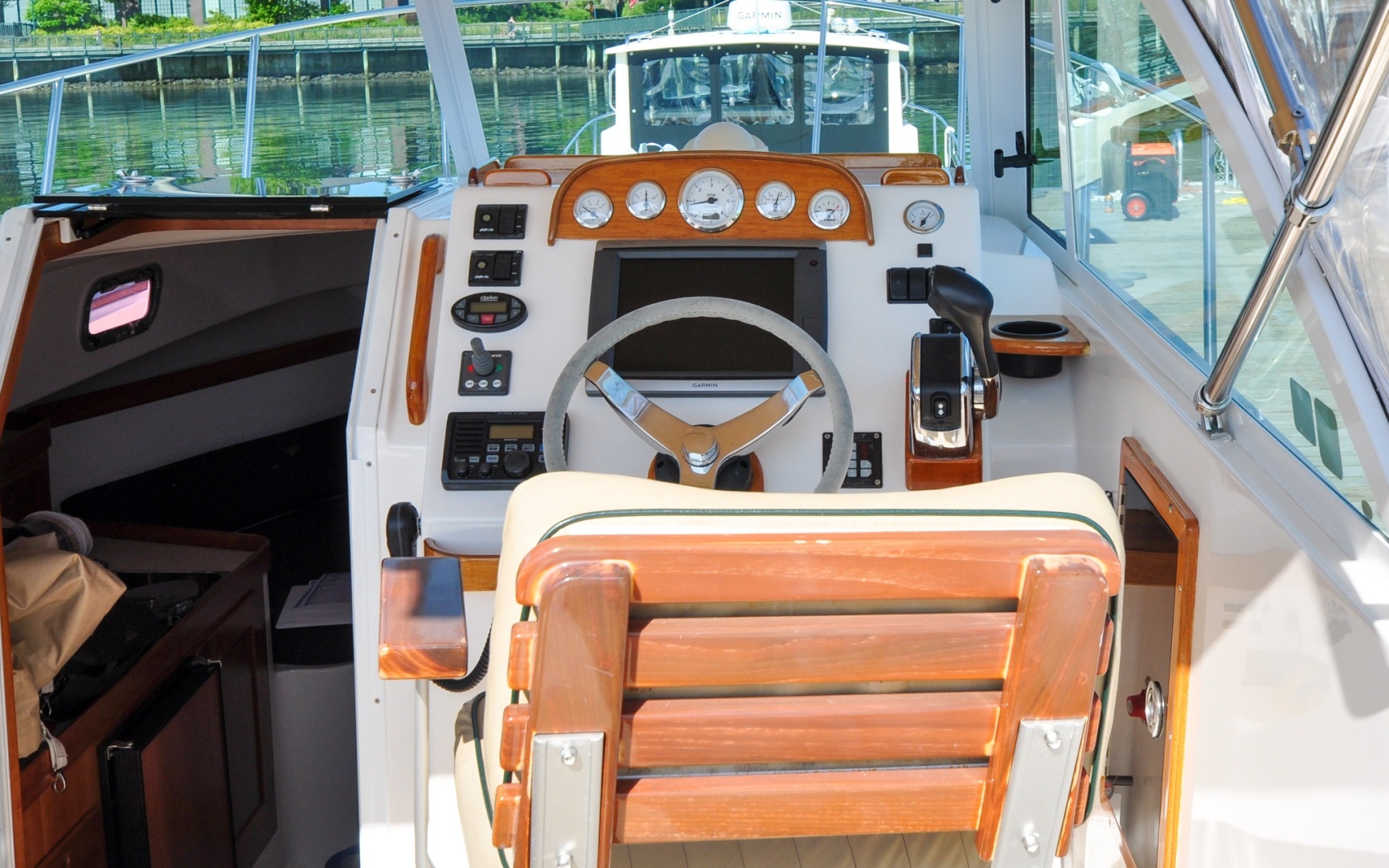 Judith Ann 29ft Hunt Yacht For Sale