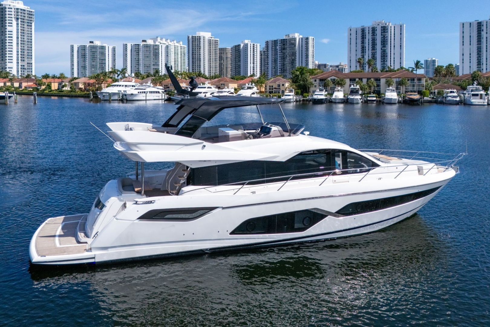 2023 Sunseeker Manhattan 68