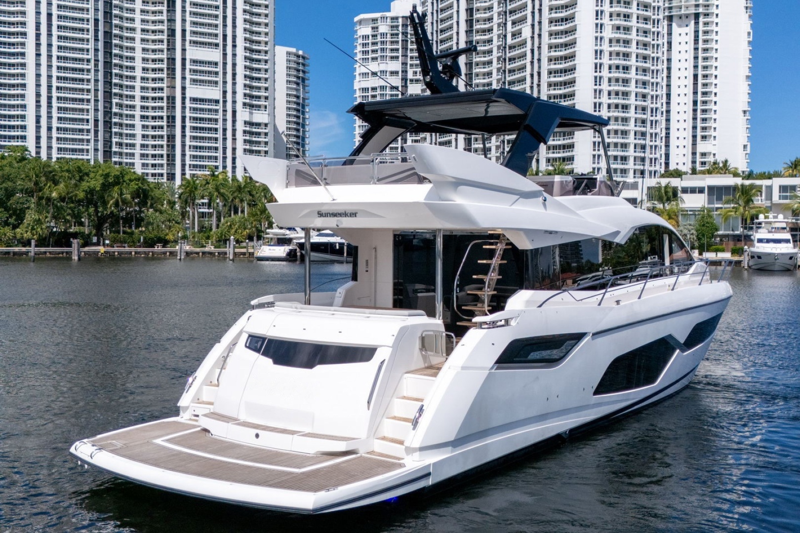 68ft Sunseeker Yacht For Sale