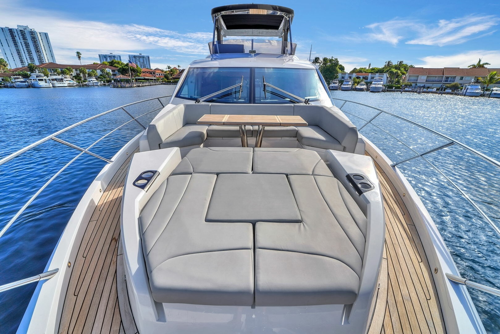 2023 Sunseeker Manhattan 68