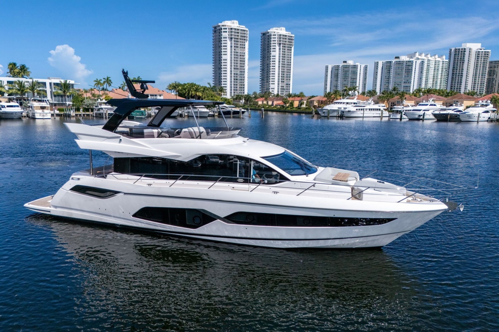 68ft Sunseeker Yacht For Sale