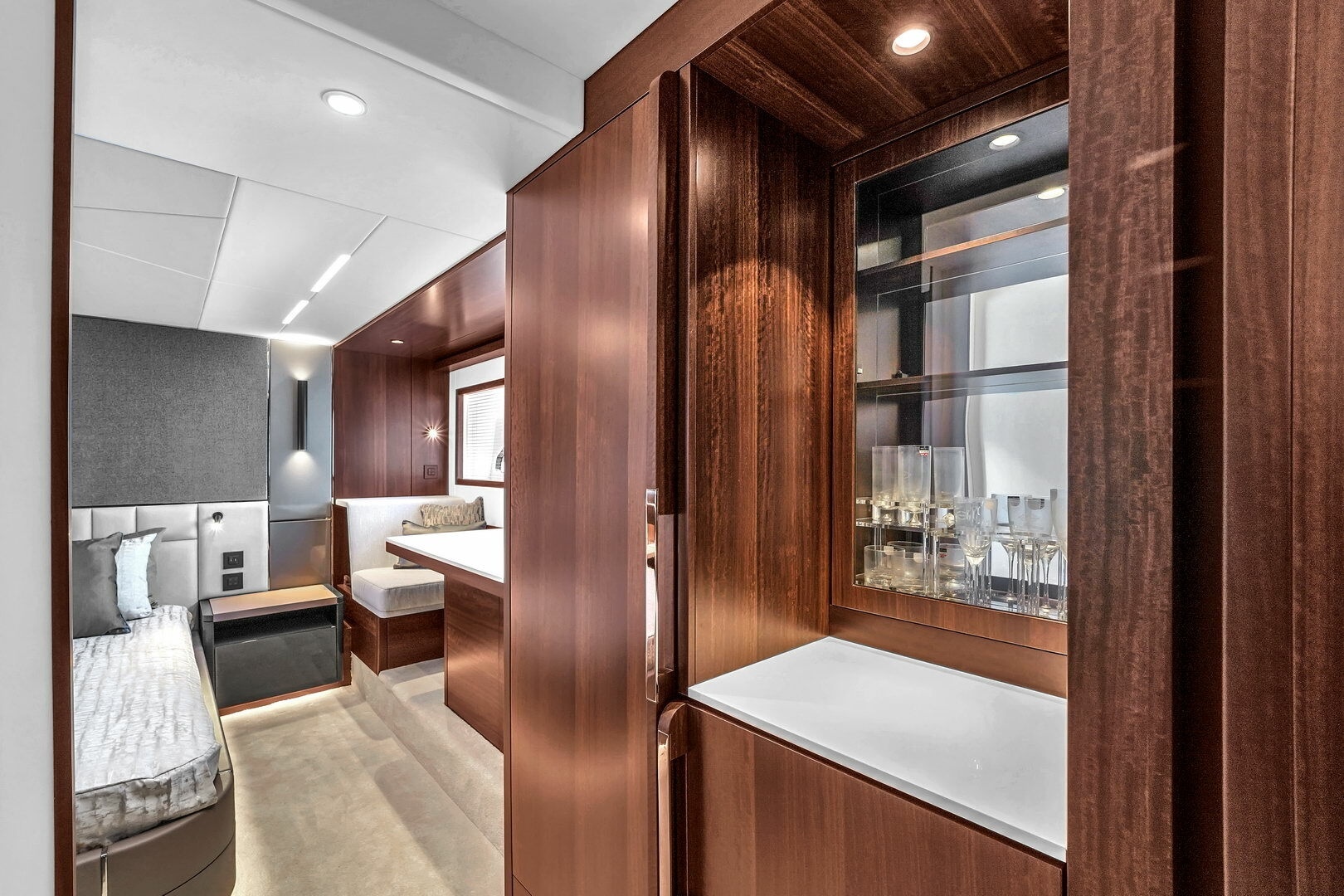 2023 Sunseeker Manhattan 68