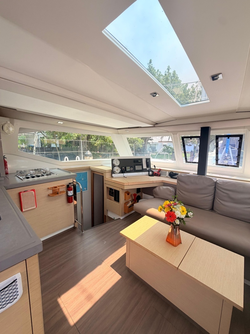 Fountaine Pajot Lucia Yacht For Sale