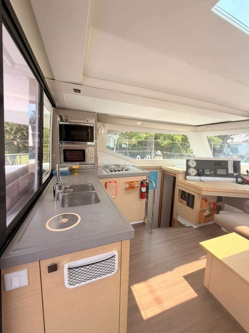 Fountaine Pajot Lucia Yacht For Sale