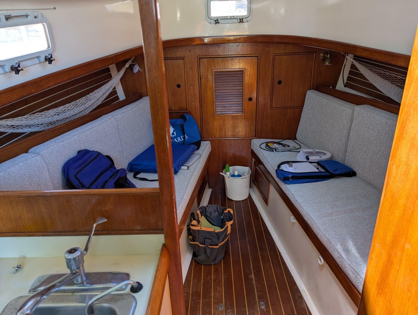 PETIT CHAT 26ft Nonsuch Yacht For Sale PETIT CHAT 26ft Nonsuch Yacht For Sale