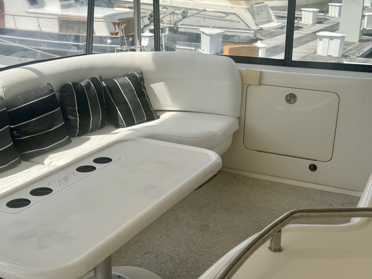 2003 Sea Ray 480 Motor Yacht