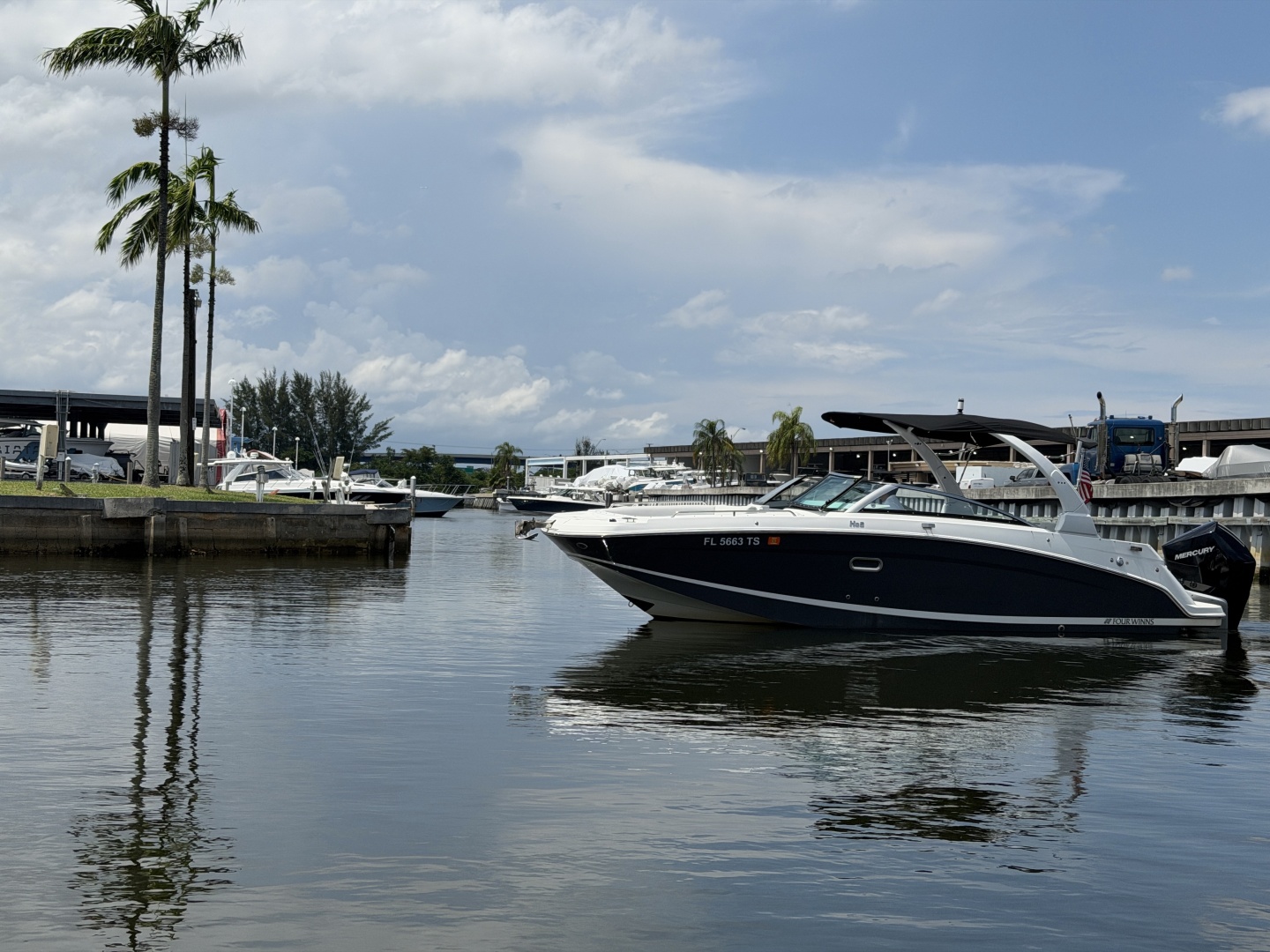Four Winns HD5 OB - Photo 3