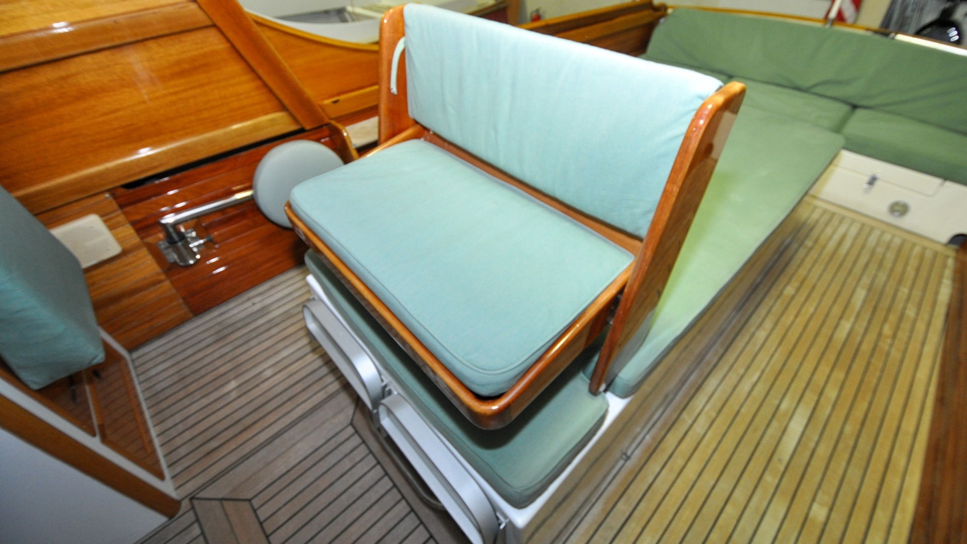 Halcyone 30ft Lyman Morse Yacht For Sale