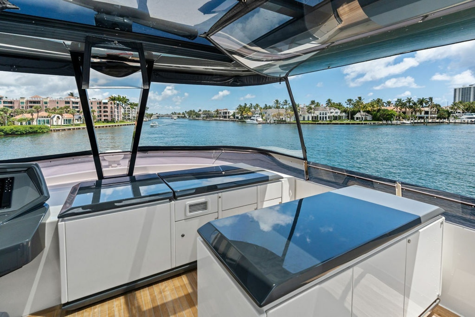 2018 Ferretti Yachts 850 Motoryacht
