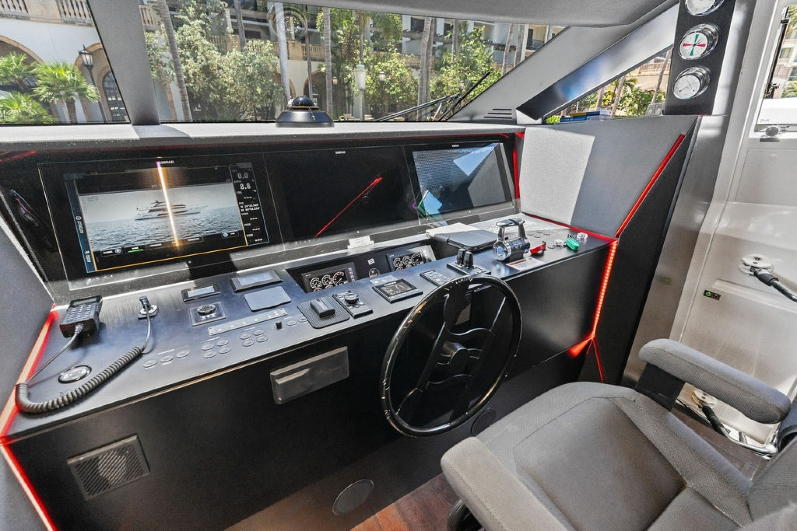 2018 Ferretti Yachts 850 Motoryacht