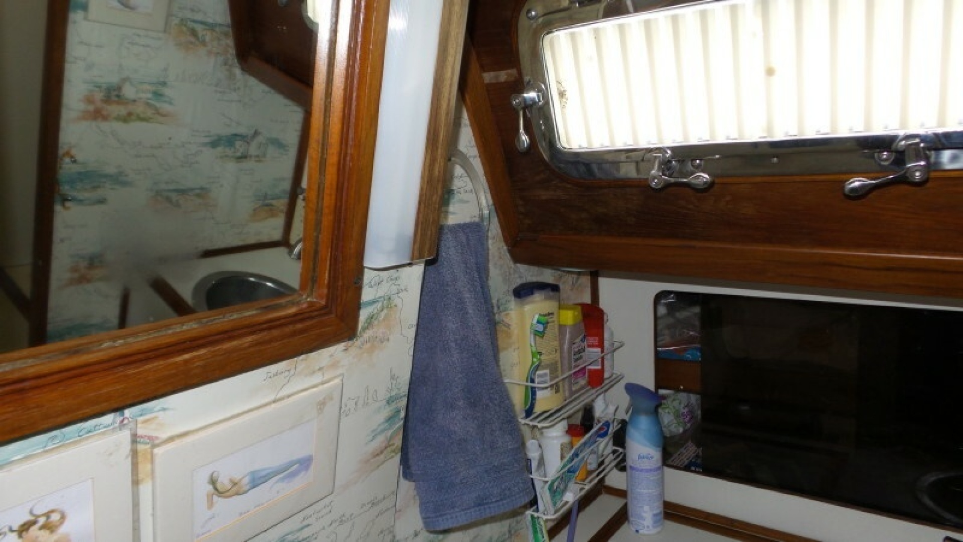 1981 Pearson 424 Ketch