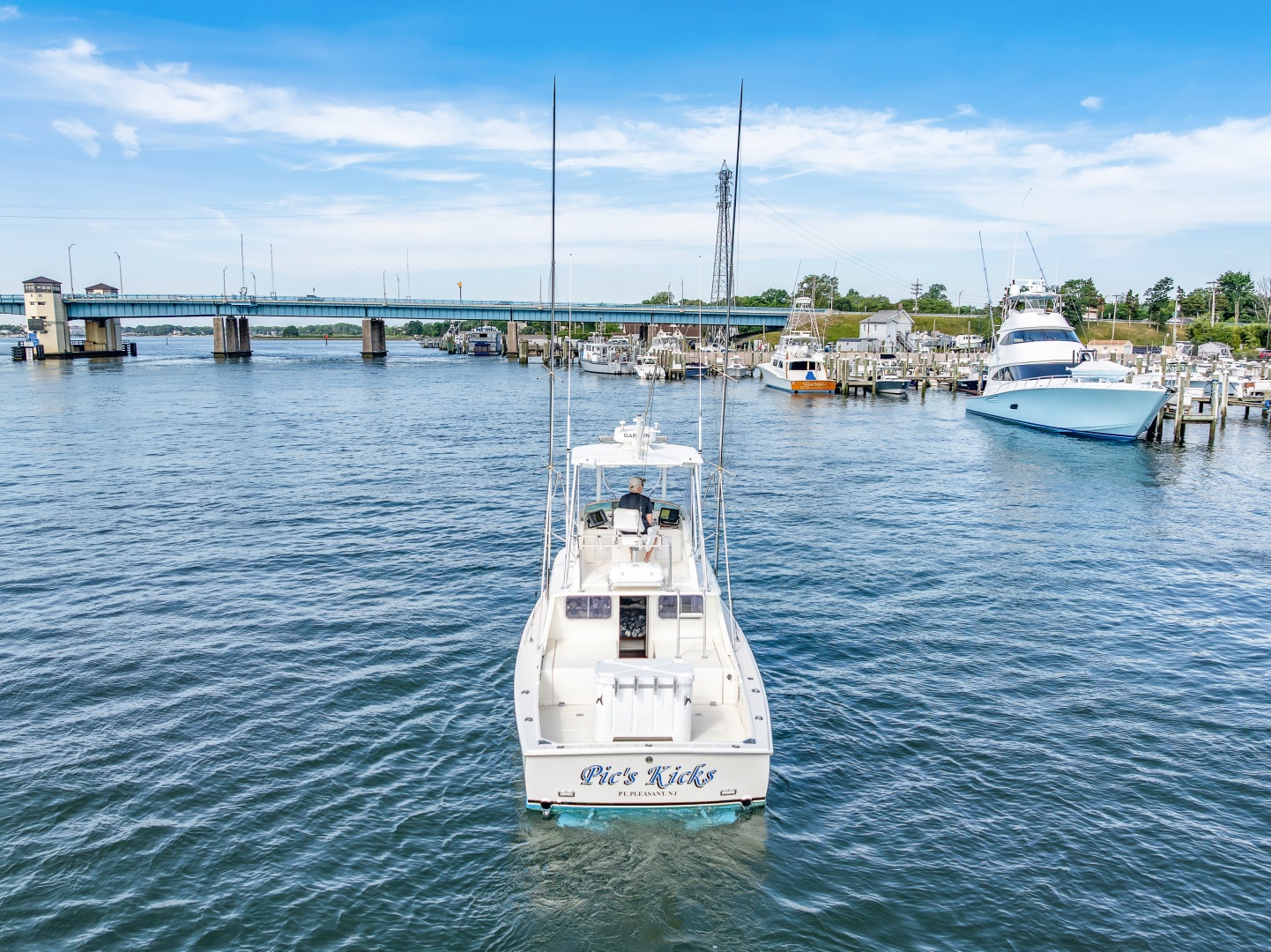 Pic s Kicks 31ft Bertram Yacht For Sale