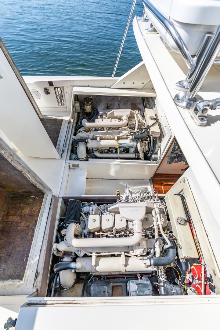Pic s Kicks 31ft Bertram Yacht For Sale