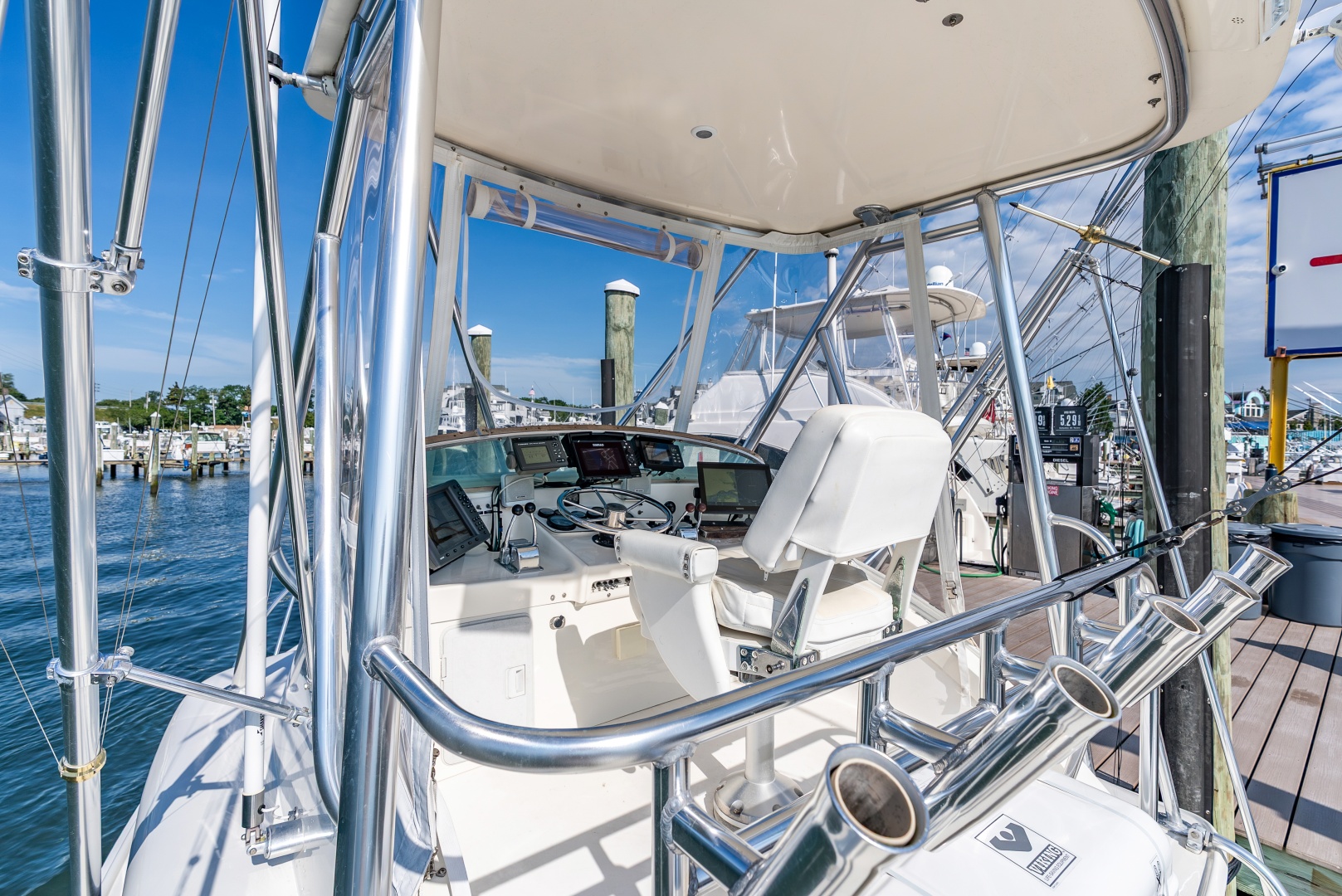 Pic s Kicks 31ft Bertram Yacht For Sale