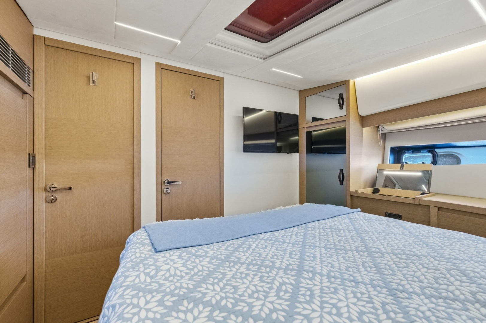 Emotional Rescue 9 53ft Prestige Yacht For Sale