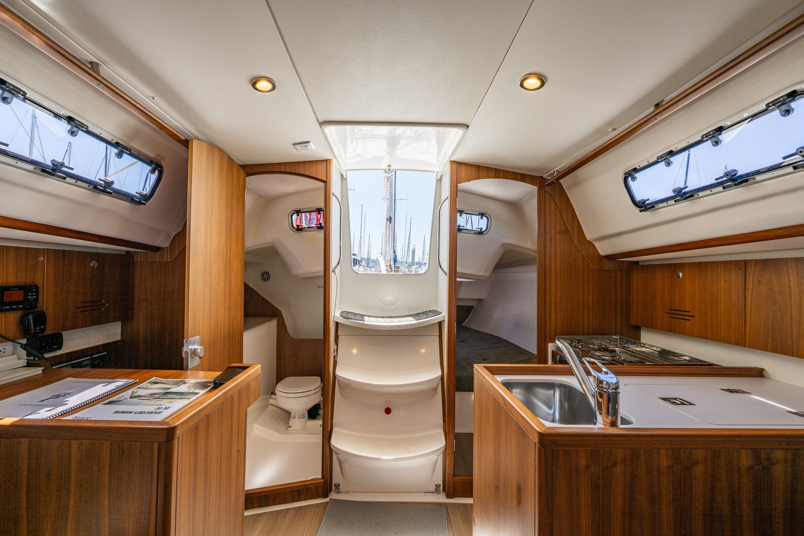2018 J Boats J/97E