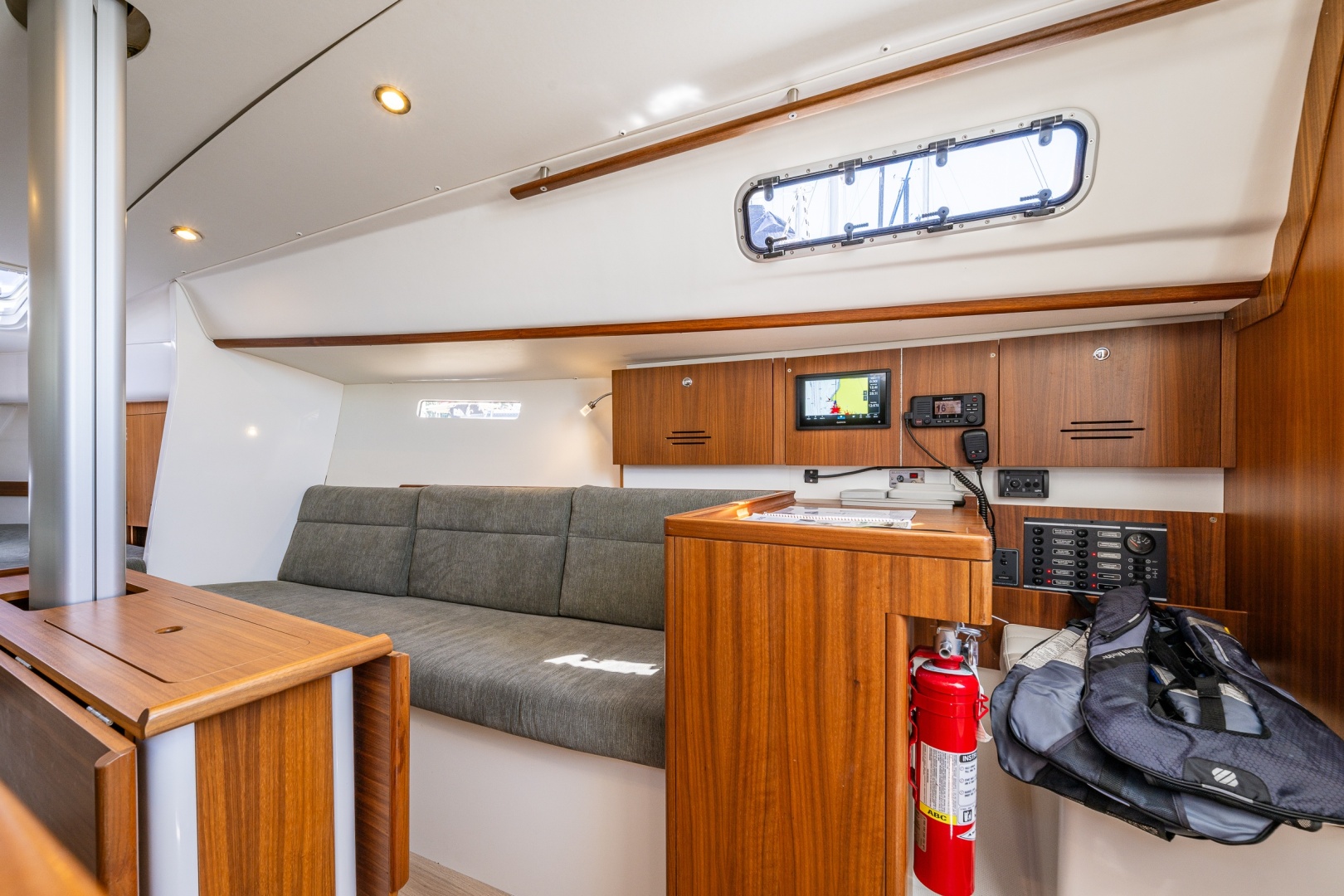 2018 J Boats J/97E