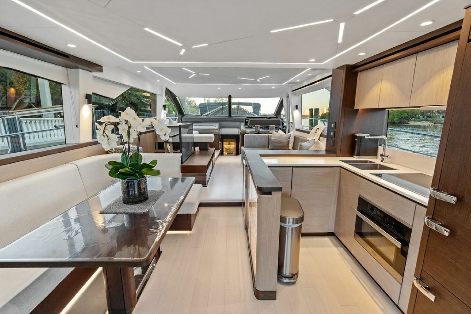ELLIGANCE 68ft Sunseeker Yacht For Sale