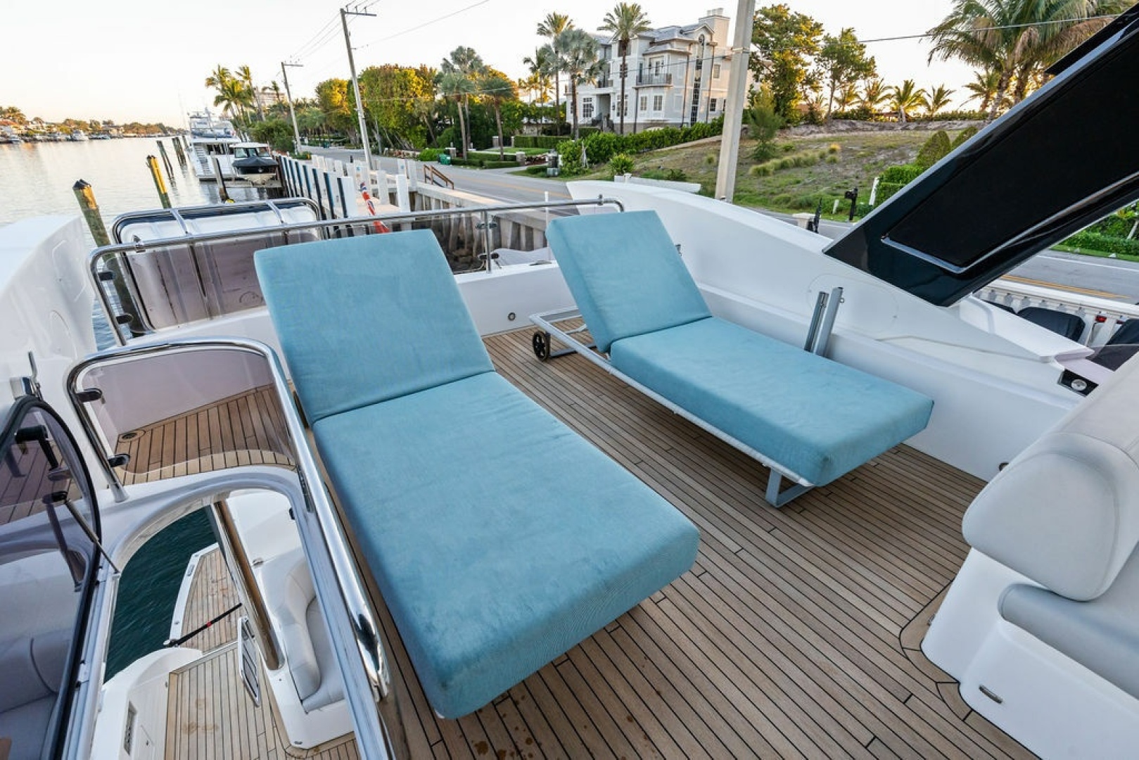 2021 Sunseeker Manhattan 68