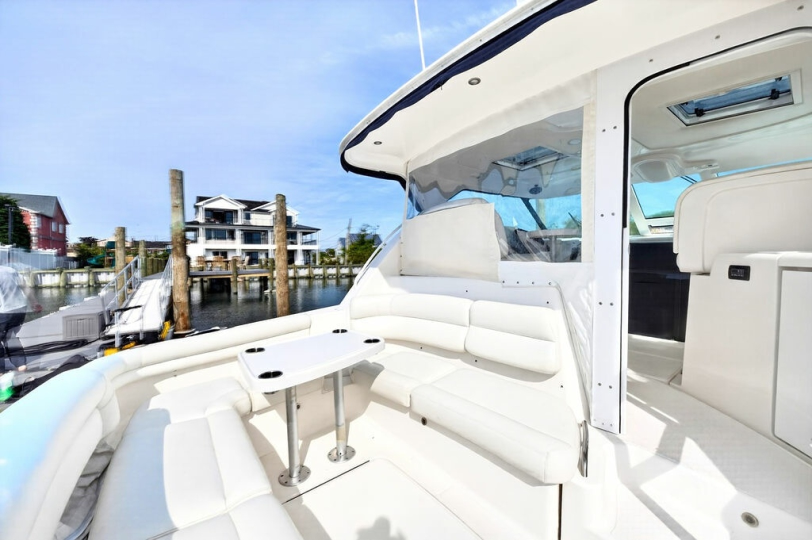 2006 Tiara Yachts 4300 Sovran