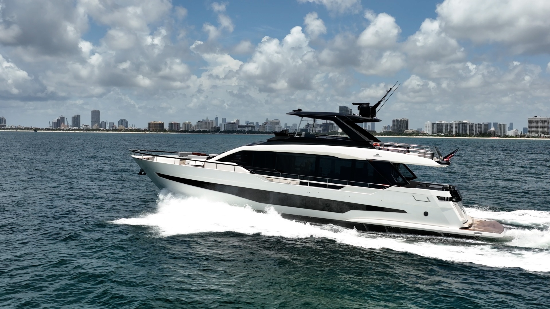 2023 Astondoa AS8 photo 3