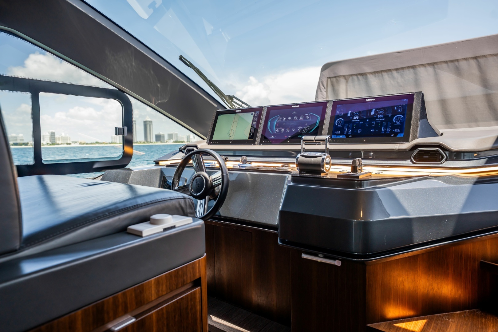 Astondoa AS8 Yacht For Sale