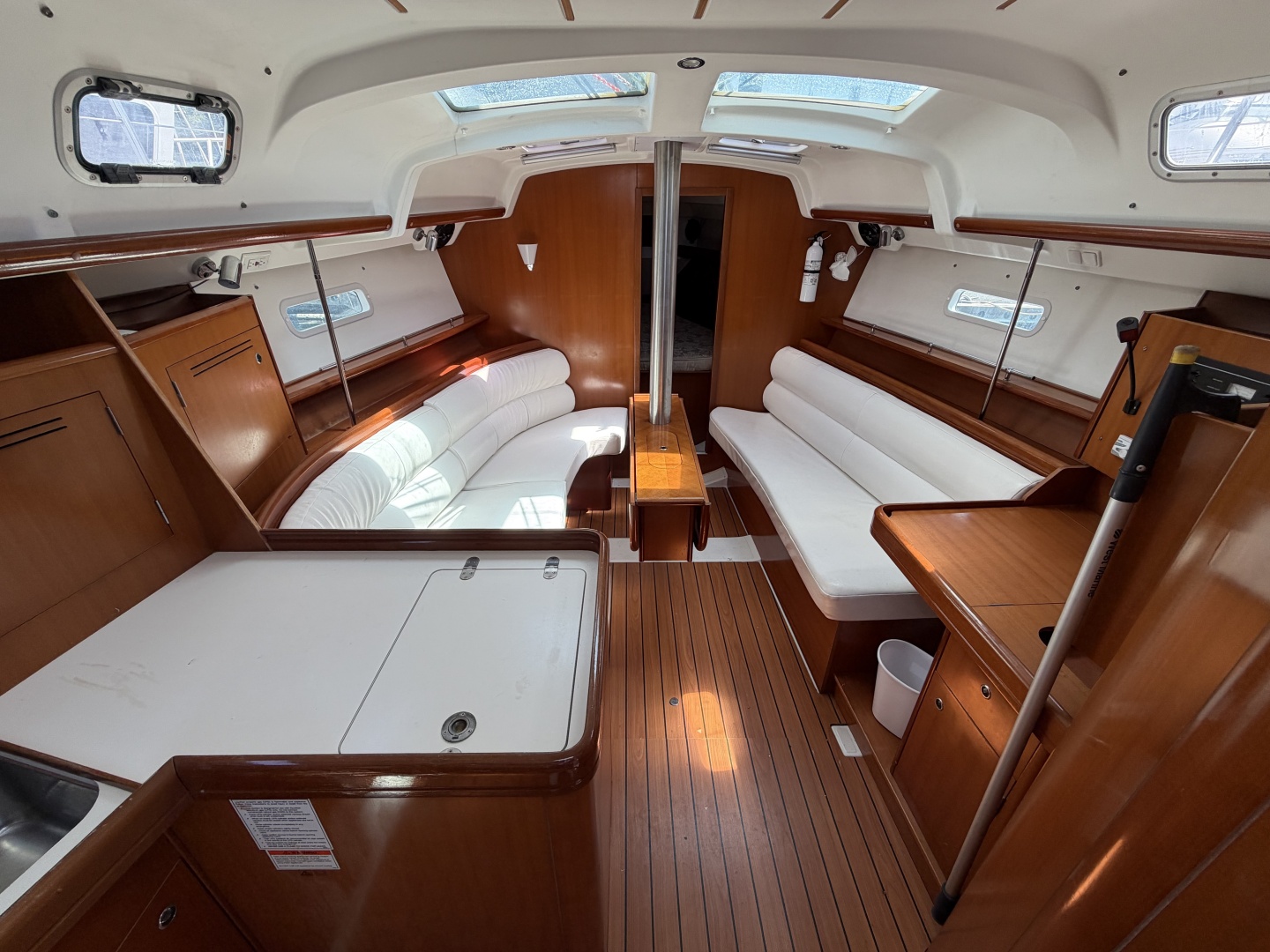 Amore 34ft Beneteau Yacht For Sale Amore 34ft Beneteau Yacht For Sale