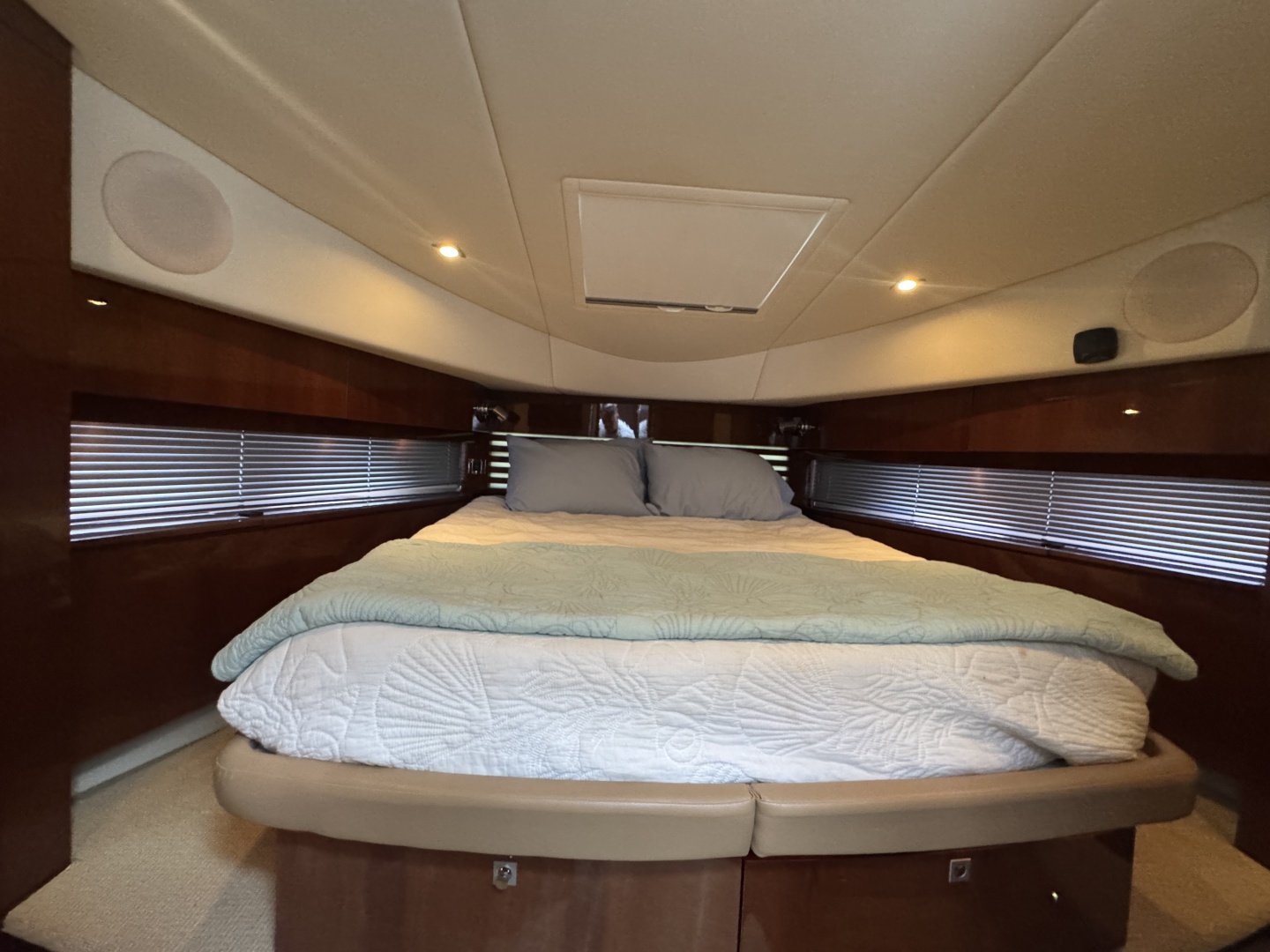 Sea Ray — Livin’ The Dream - Photo 32