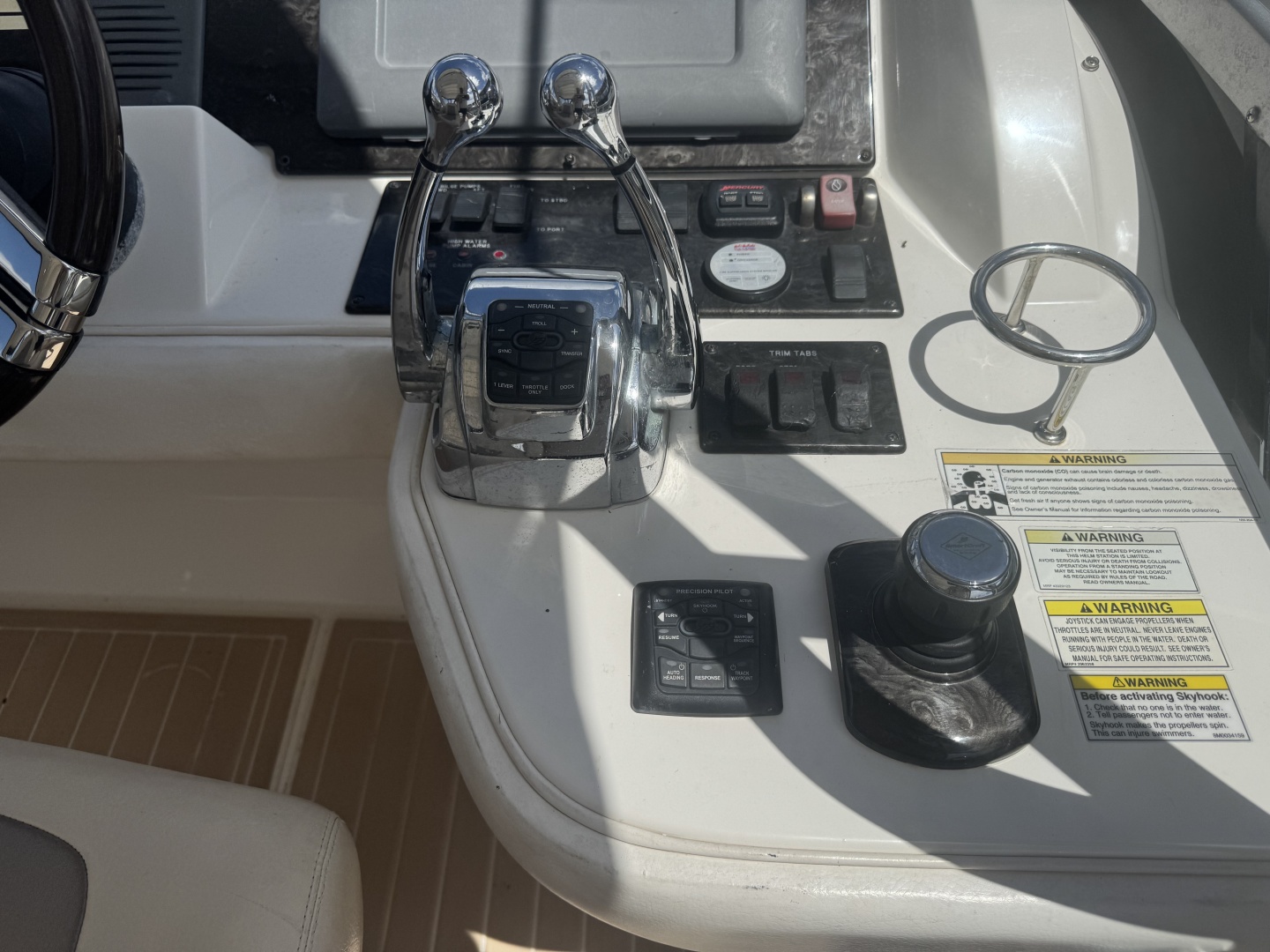Sea Ray — Livin’ The Dream - Photo 17