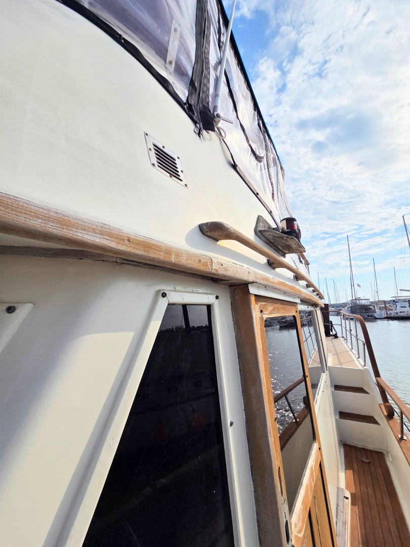 Stella Maris 39ft C  amp  L Yacht For Sale
