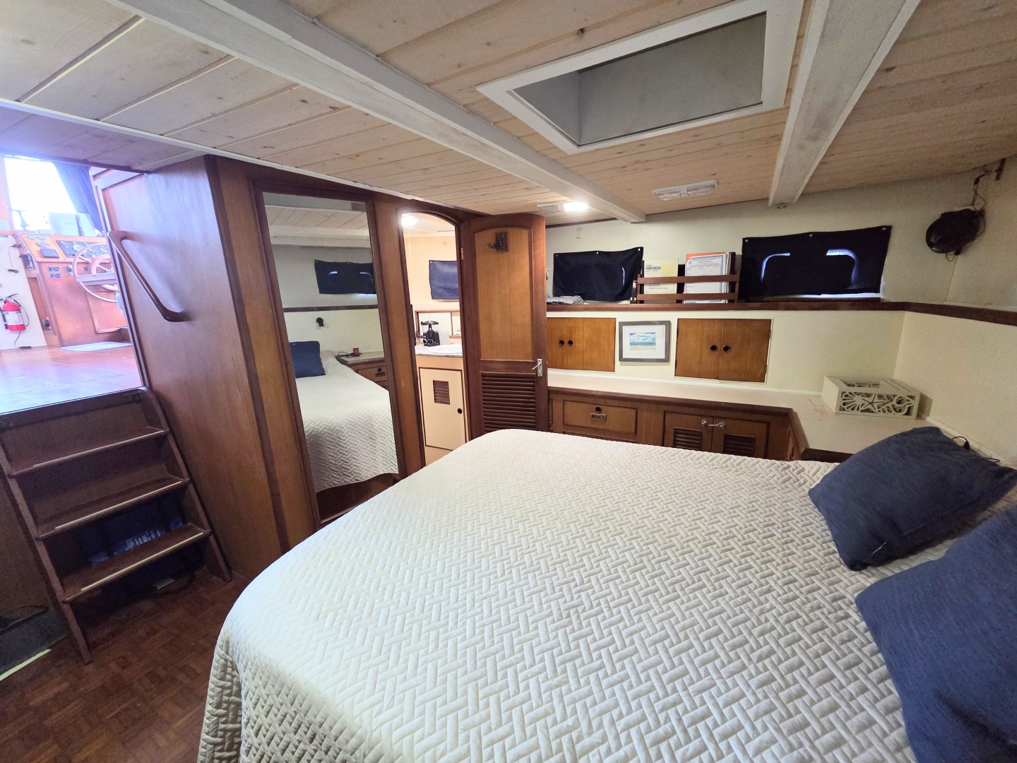 Stella Maris 39ft C  amp  L Yacht For Sale
