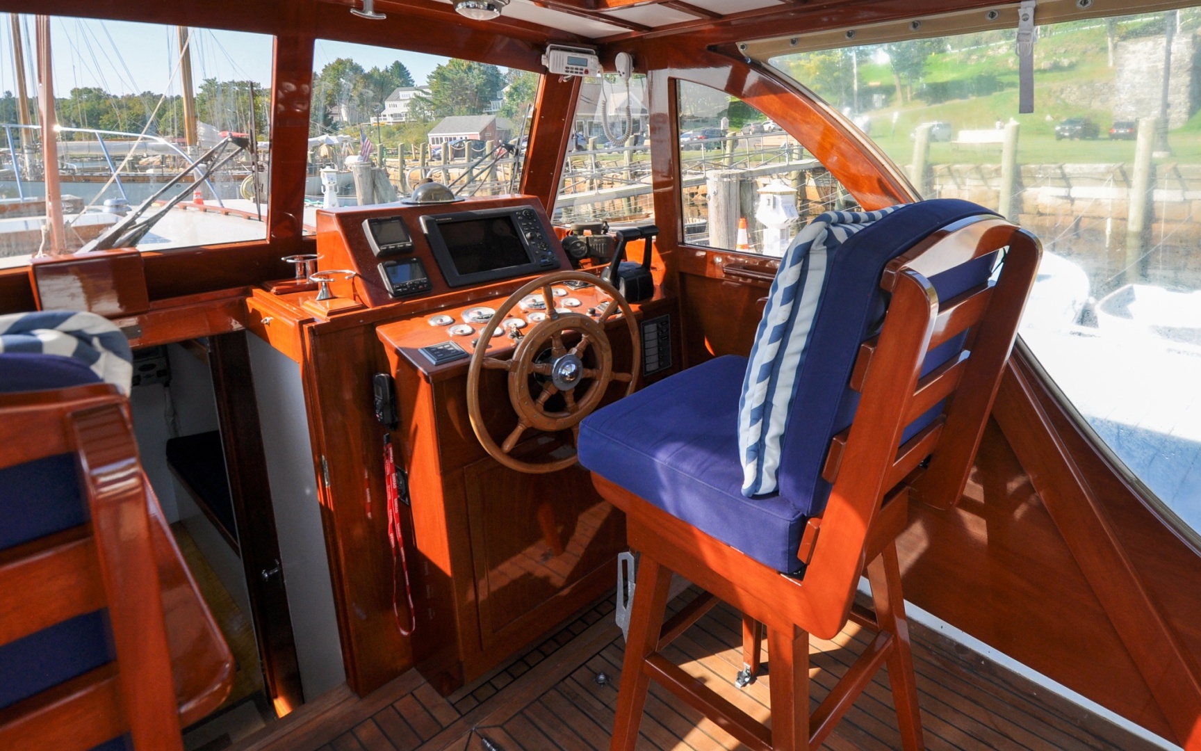 1958 Bunker and Ellis 42 | Aleria