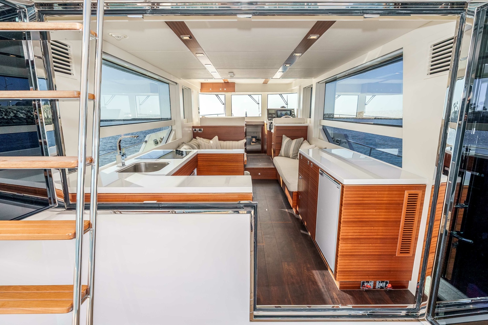 2021 Outback Yachts Outback 50