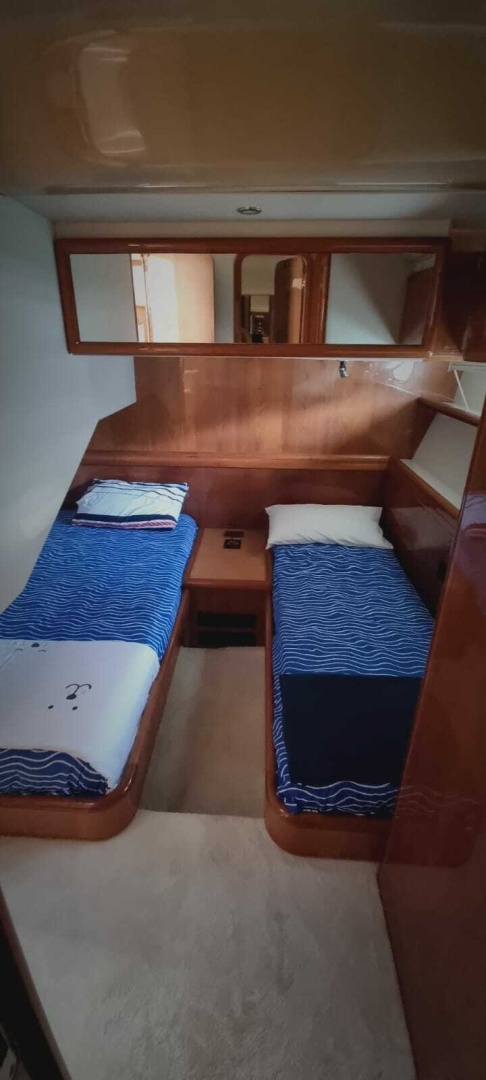 57ft Ferretti Yachts Yacht For Sale