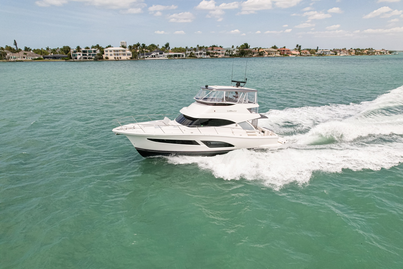 2025 Riviera 46 Sports Motor Yacht