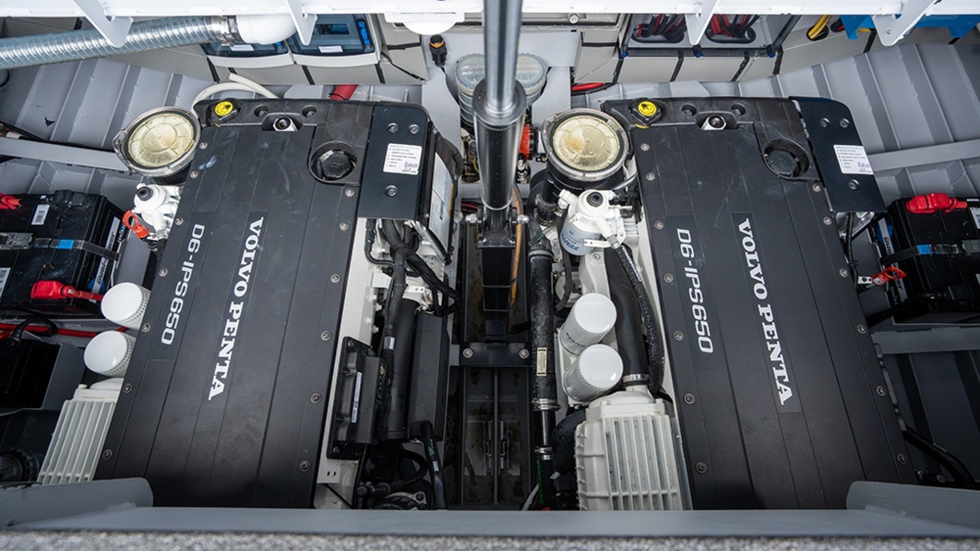 Engine compartment