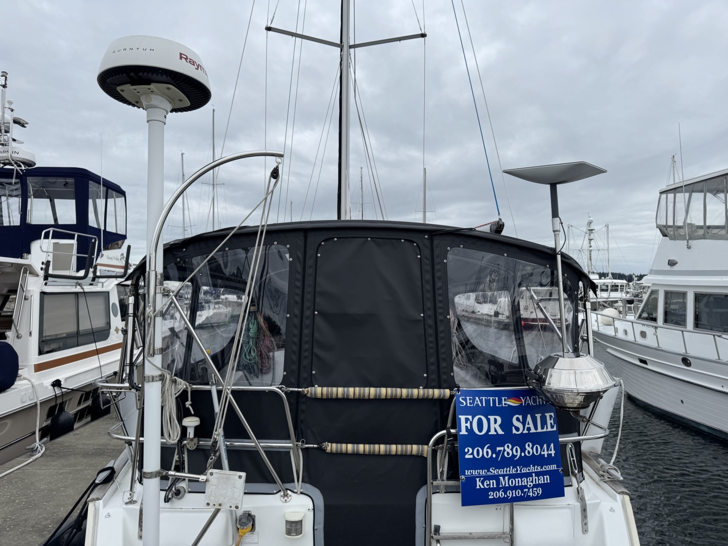 2004 Beneteau 423