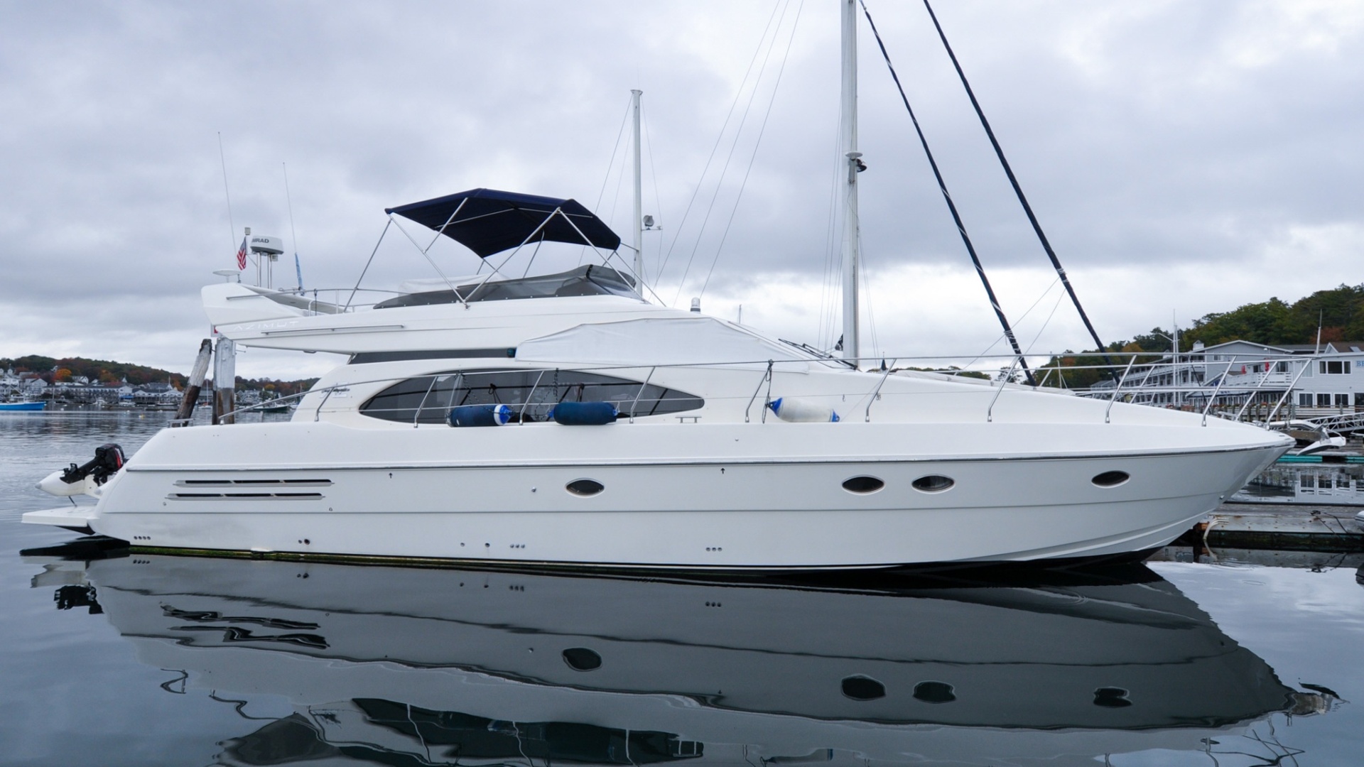 Calmati 54ft Azimut Yacht For Sale