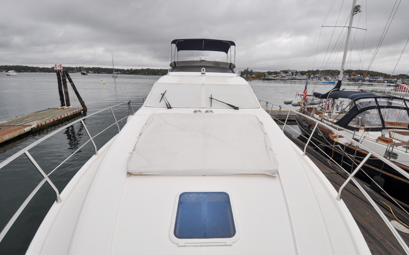 Calmati 54ft Azimut Yacht For Sale